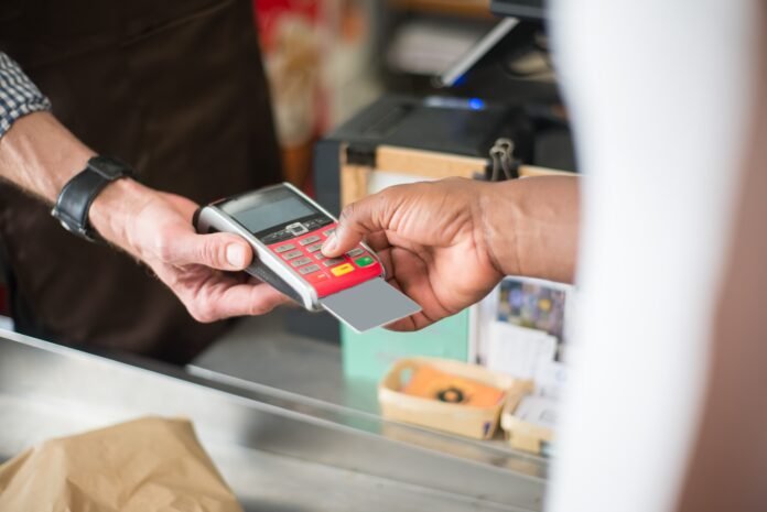 Apple rolls out Tap to Pay in the UK with Revolut and NatWest
