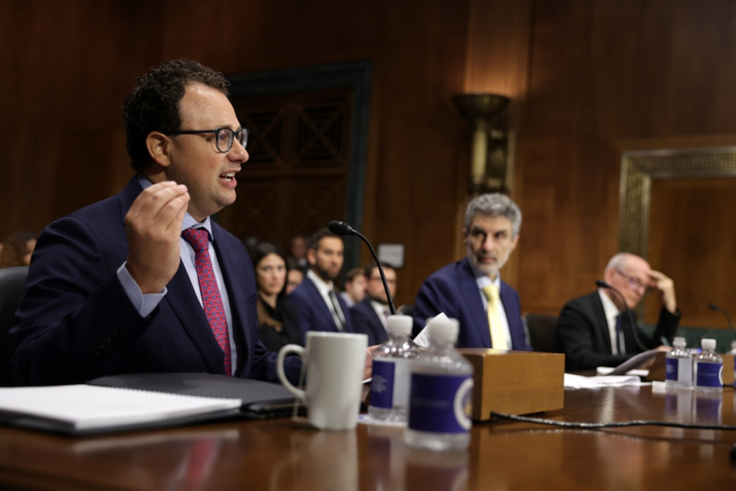 AI leaders warn Senate of twin risks: Moving too slow and moving too fast