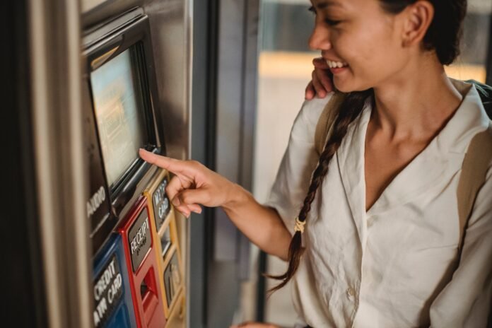 MessageBird seeks entry into financial services with call for potential acquisitions