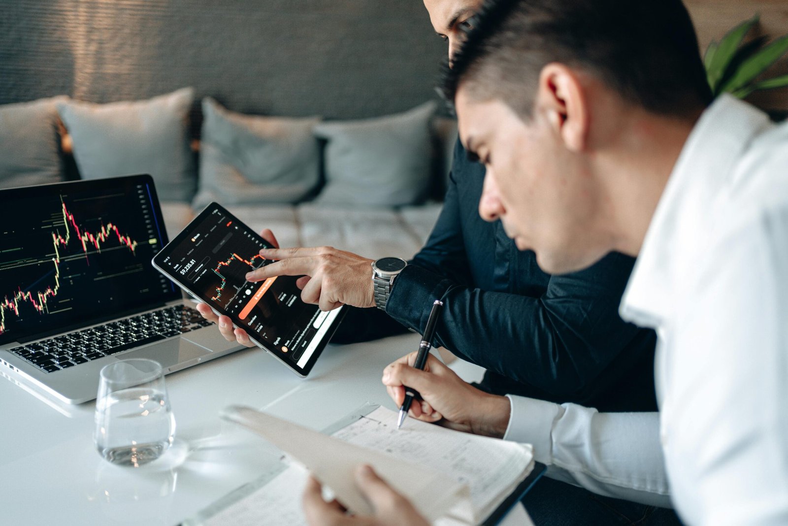 Revolut and Visa Challenge PSR's Fee Cap Decision: Implications for Cross-Border Payments Revolut and Visa Challenge PSR's Fee Cap Decision: Implications for Cross-Border Payments