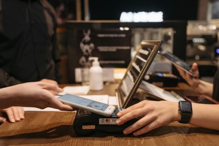 PSR Targets Mastercard and Visa Over 25% Fee Hike in UK Market
