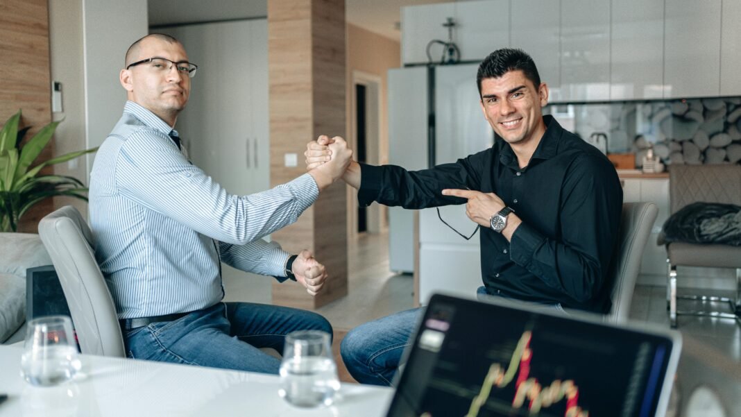 Ant International Partners with Standard Chartered for Treasury and FX Management Tech